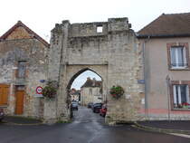 Vertus, Porte Baudet in der Rue du General Koenig, erbaut 1230 (06.10.2024)