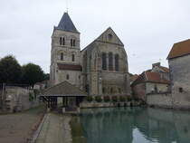 Vertus, Pfarrkirche St. Martin, erbaut im 11. Jahrhundert (06.10.2024)