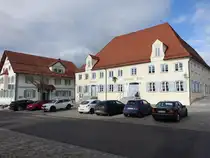 Markt Rettenbach, ehemaliger Meierhof am Marktplatz, heute Gasthof Schwarzer Adler, erbaut im 17. Jahrhundert (11.01.2025)