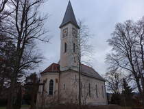 Mindelheim, evangelische St. Johannes Kirche, neugotische Saalkirche, erbaut von 1897 bis 1898 durch den Baumeister Ferdinand Schildhauer (11.01.2025)