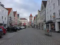 Mindelheim, H�user und Torturm in der Maximilianstra�e (11.01.2025)