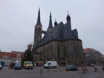 Kthen, evangelische St. Jacob Kirche, erbaut von 1400 bis 1514, Doppeltrme erbaut 1895 durch Bernhard Sehring (12.12.2024)