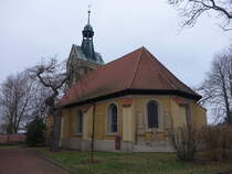 Schortewitz, evangelische St. Laurentius Kirche, erbaut 1330 (12.12.2024)