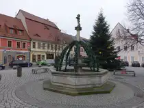 Bad D�ben, Marktbrunnen aus dem 16. Jahrhundert am Markt (13.12.2024)