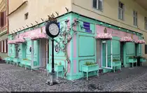 Caf� in Mintgr�n: „Cofetaria Alina“ an der Strada Cetății in Sibiu (RO).

🕓 13.9.2024 | 16:40 Uhr