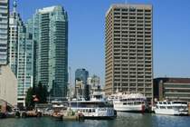 Vom Westin Habour verkehren die F�hren zu den Inseln. So auch zum Toronto City Airport; 02.09.2008