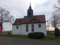 Oberglaucha, evangelische Kirche, erbaut im 13. Jahrhundert (13.12.2024)