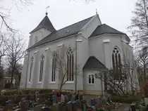 Portitz, evangelische Kirche, erbaut von 1866 bis 1867 nach Pl�nen der Leipziger Architekten Johann Ernst Wilhelm Zocher und August Friedrich Viehweger (14.12.2024)