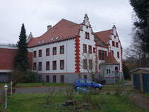 Thammenhain, Schloss, gotische Wasserburganlage, erbaut um 1480, Umbau im Stil der Neorenaissance im spten 19. Jahrhundert (15.12.2024) 