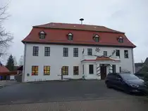 Gro�wig, Herrenhaus in der Dorfstra�e, heute Kindergarten (16.12.2024)