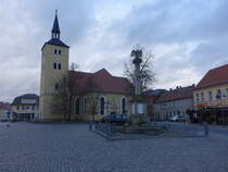 Jessen (Elster), evangelische St. Nicolai Kirche am Markt, erbaut im 11. Jahrhundert (16.12.2024)