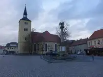 Jessen (Elster), evangelische St. Nicolai Kirche am Markt, erbaut im 11. Jahrhundert (16.12.2024)