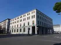 Bergamo, BNL Bankgeb�ude an der Viale Vittorio Emanuele Secondo (29.09.2018)