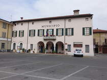 Borgo San Giacomo, Rathaus an der Piazza San Giacomo (29.09.2018)