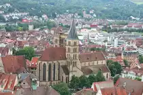 Die Esslinger Stadtkirche inmitten der Esslinger Altstadt am 10.07.2023