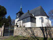 Sadisdorf, evangelische St. Gallus Kirche, erbaut von 1633 bis 1644 (28.03.2025)