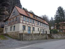 Bielatal, Gasthof Felsenkeller im Ortsteil Schweizermhle, erbaut 1854 (29.03.2025)
