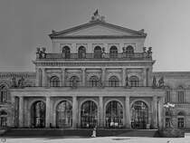 Die Niederschsischen Staatstheater Hannover wurde im Jahr 1852 als Knigliches Hoftheater erffnet. (April 2025)