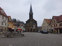 Stadt Wehlen, evangelische Stadtkirche am Markt, erbaut 1883 (29.03.2025)