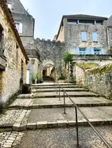 Beaumont-du-P�rigord, Stadteingang, 12.04.2025