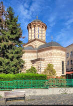 ltestes Bauwerk von București (RO): die Kirche Curtea Veche (Biserica  Sfntul Anton ). Fr die Massen an Pilgern ist sie zu klein und soll bald von der neugebauten Nationalkathedrale abgelst werden.

🕓 17.9.2024 | 10:00 Uhr