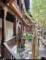 Innenhof von  Hanul lui Manuc , ein unter Denkmalschutz stehender Gasthof in der Altstadt von București (RO). Abends wird es hier richtig voll.

🕓 17.9.2024 | 9:49 Uhr