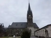 Neustadt in Sachsen, evangelische Stadtkirche St. Jakobi, erbaut von 1883 bis 1884 von Gotthilf Ludwig M�ckel (30.03.2025)