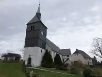 St�rza, evangelische Dorfkirche, gotische Saalkirche, sp�ter barockisiert, erbaut ab 1398 (30.03.2025)