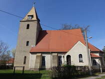 Lberitz, evangelische St. Martin Kirche, erbaut 1432 (12.04.2025)