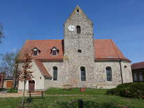 Zaasch, evangelische Dorfkirche, erbaut im 13. Jahrhundert (12.04.2025)