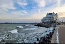 Hafen-Blick in Constanța (RO) mit dem markanten Casino (Cazinoul din Constanța), das noch saniert wird.

🕓 20.9.2024 | 18:25 Uhr