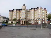 Penarth, Wohnhaus Alexandra Court an der Esplanade (27.04.2025)