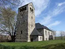 M�llerdorf, evangelisce St. Petri Kirche, erbaut 1898 (13.04.2025)