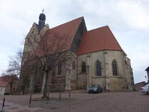 Lbejn, evangelische St. Petri Kirche, gotische Hallenkirche, Chor erbaut 1454, Langhaus erbaut von 1485 bis 1520 (13.04.2025)