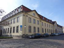 Bernburg, sptbarockes Rathaus II in der Schlostrae, erbaut von 1756 bis 1757 (14.04.2025)