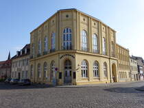 Bernburg, Theater Metropol Ecke Theaterstrae und Schlostrae (14.04.2025)