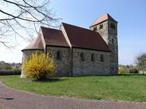 Bernburg-Waldau, evangelische St. Stephan Kirche, romanische Feldsteinkirche, erbaut ab 964 (14.04.2025)