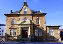 Suhl, das ehemalige Postgebude der Stadt, April 2025