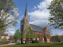 Stassfurt, evangelische St. Petri Kirche, erbaut von 1887 bis 1890 (14.04.2025)