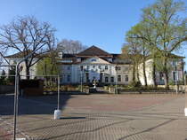 Bahrendorf, Schloss, erbaut von 1908 bis 1912 nach Plnen des Architekten Paul Schultze-Naumburg (15.04.2025)