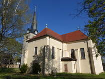 Langenweddingen, evangelische St. Georg Kirche, erbaut 1703 durch Heinrich Schmutze (15.04.2025)