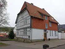 Delligsen, evangelische Pfarrhaus in der Hilsstra�e (17.04.2025)