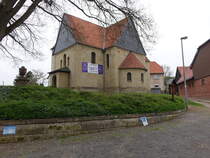 Kaierde, evangelische St. Laurentius Kirche, erbaut im 10. Jahrhundert (17.04.2025)