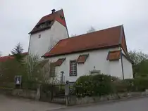 Langenholzen, evangelische St. Bonifatius Kirche, erbaut im 12. Jahrhundert (17.04.2025)