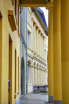 eine Sulengang an dem Universittsplatz der Hansestadt Rostock. Aufnahme: 8. Juni 2025.