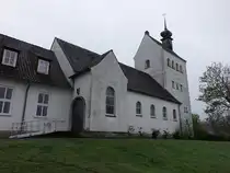 Bad Salzdetfurth, evangelisch Martin Luther Kirche, erbaut 1954 (18.04.2025)