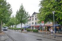 Huser an der Rudolf-Breitscheid-Strae im Ostseebad Khlungsborn. Aufnahme: 7. Juni 2025.