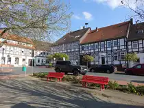 Bodenburg, Fachwerkh�user am Marktplatz (19.04.2025)
