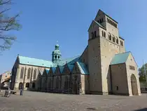 Hildesheim, Dom Maria Himmelfahrt, erbaut ab 872 (20.04.2025)