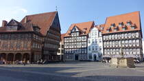 Hildesheim, Fachwerkhuser am Marktplatz (20.04.2025)